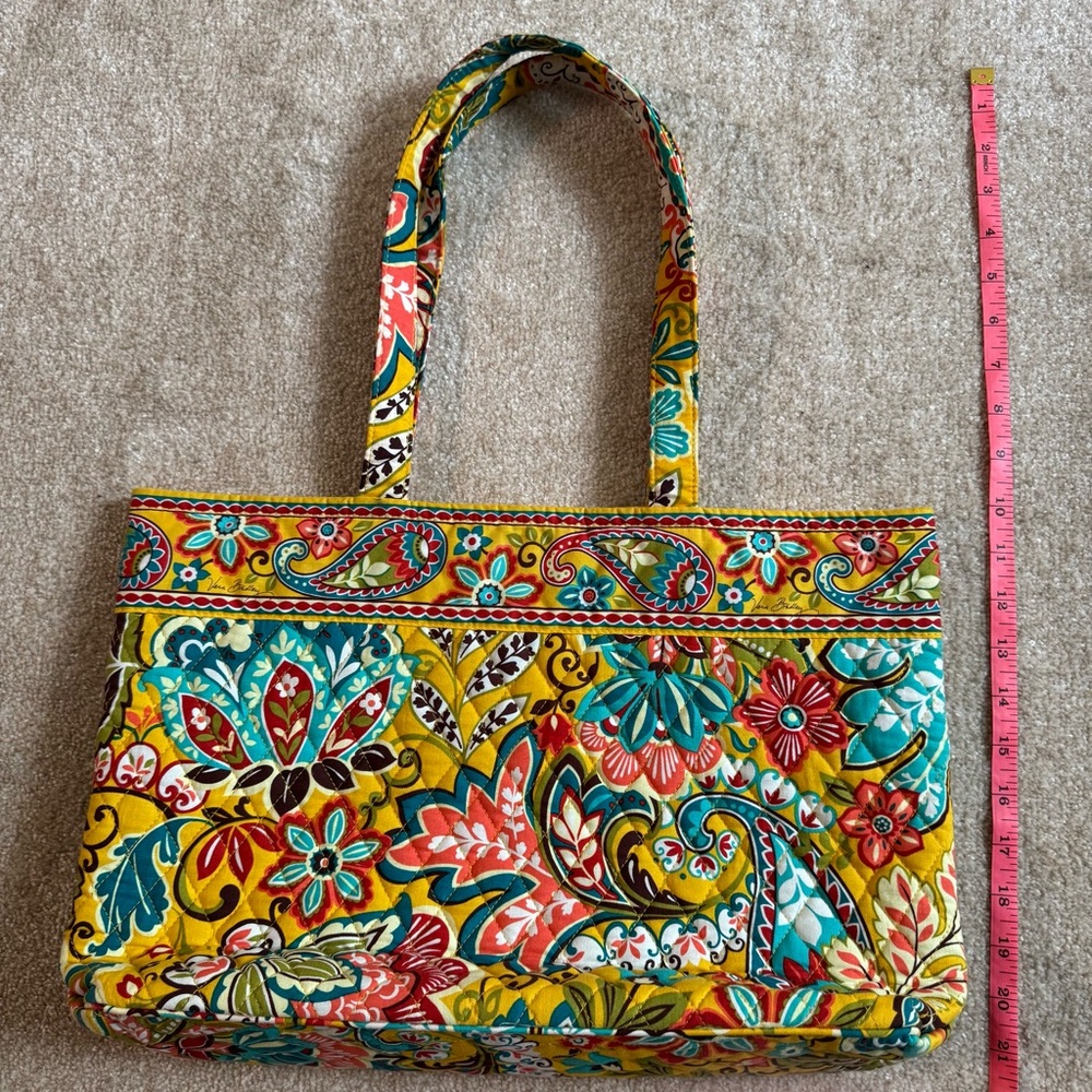 Vera Bradley Tote - Picture 10 of 10